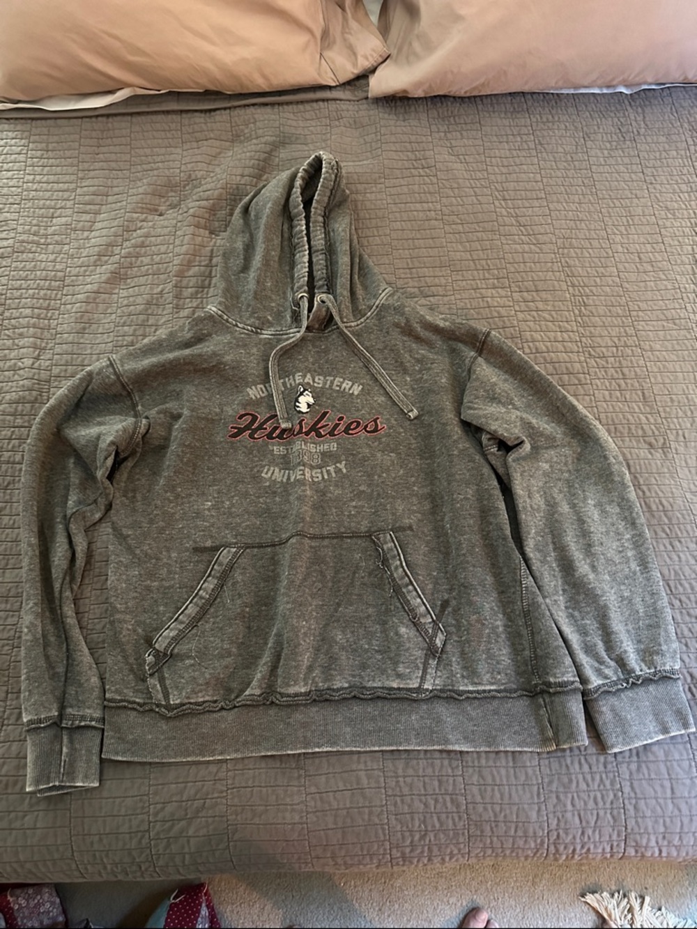 Blue 84 Gray Northeastern Huskies Pullover Hoodie